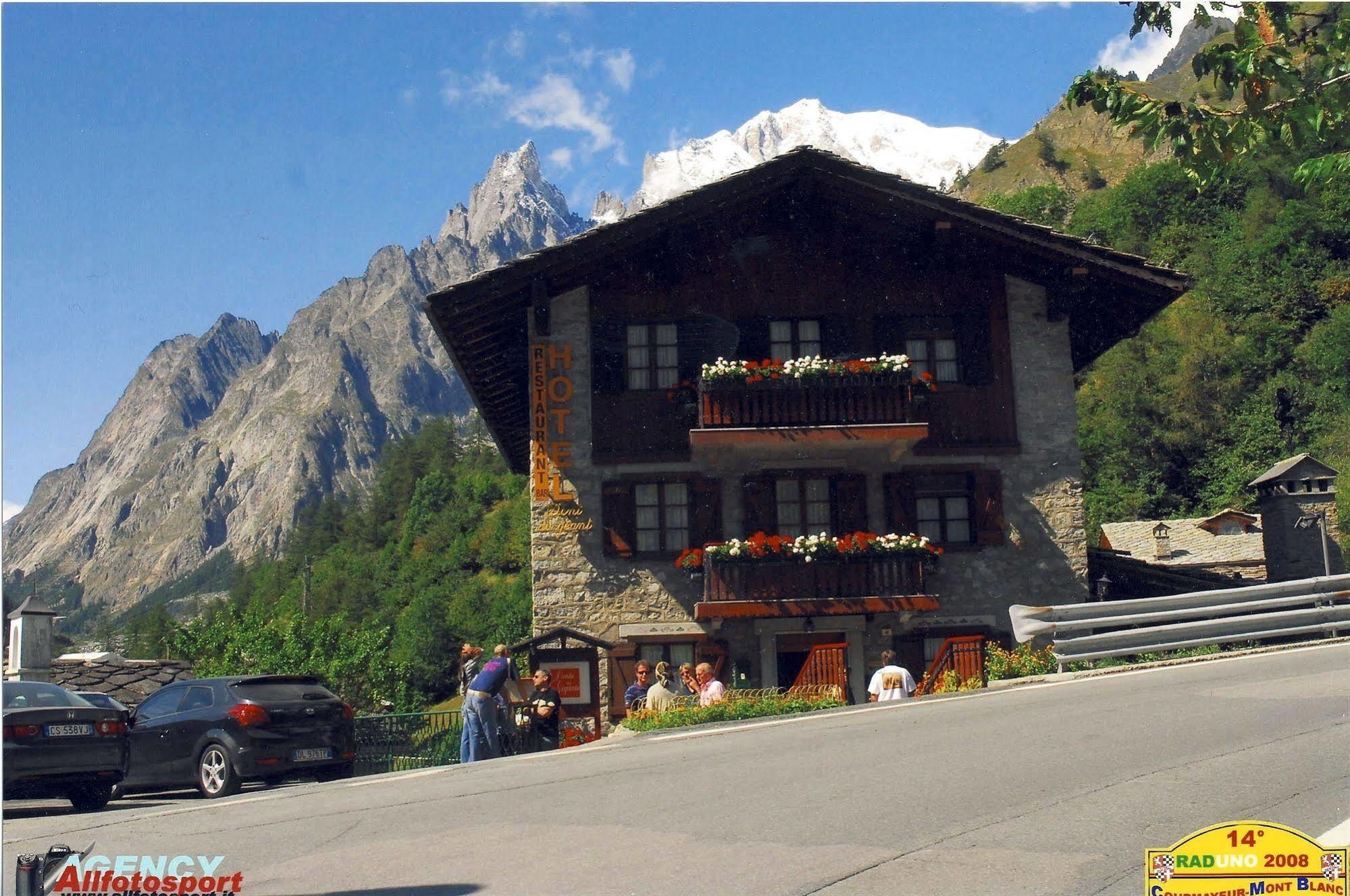 Hotel Dente Del Gigante 3*